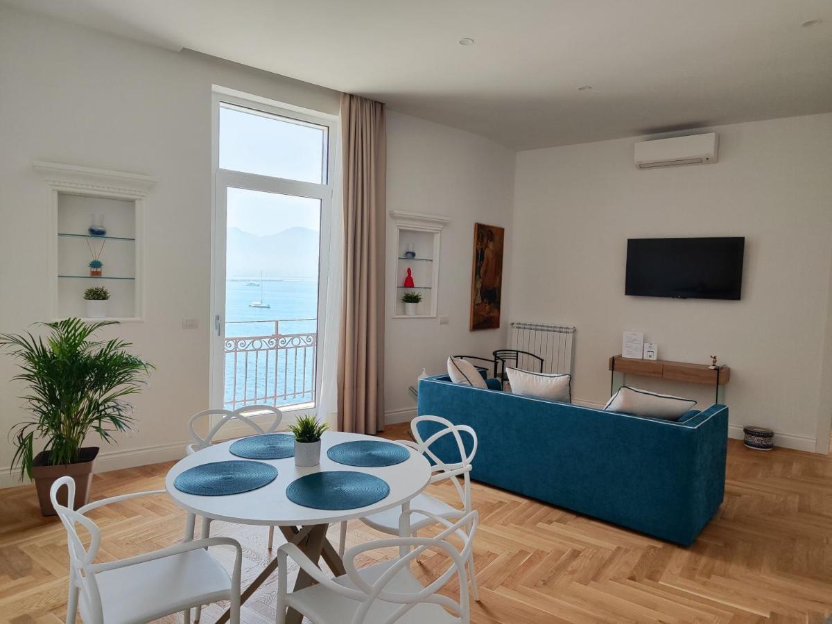 Santa Lucia Luxury Apartment Napoli Eksteriør billede