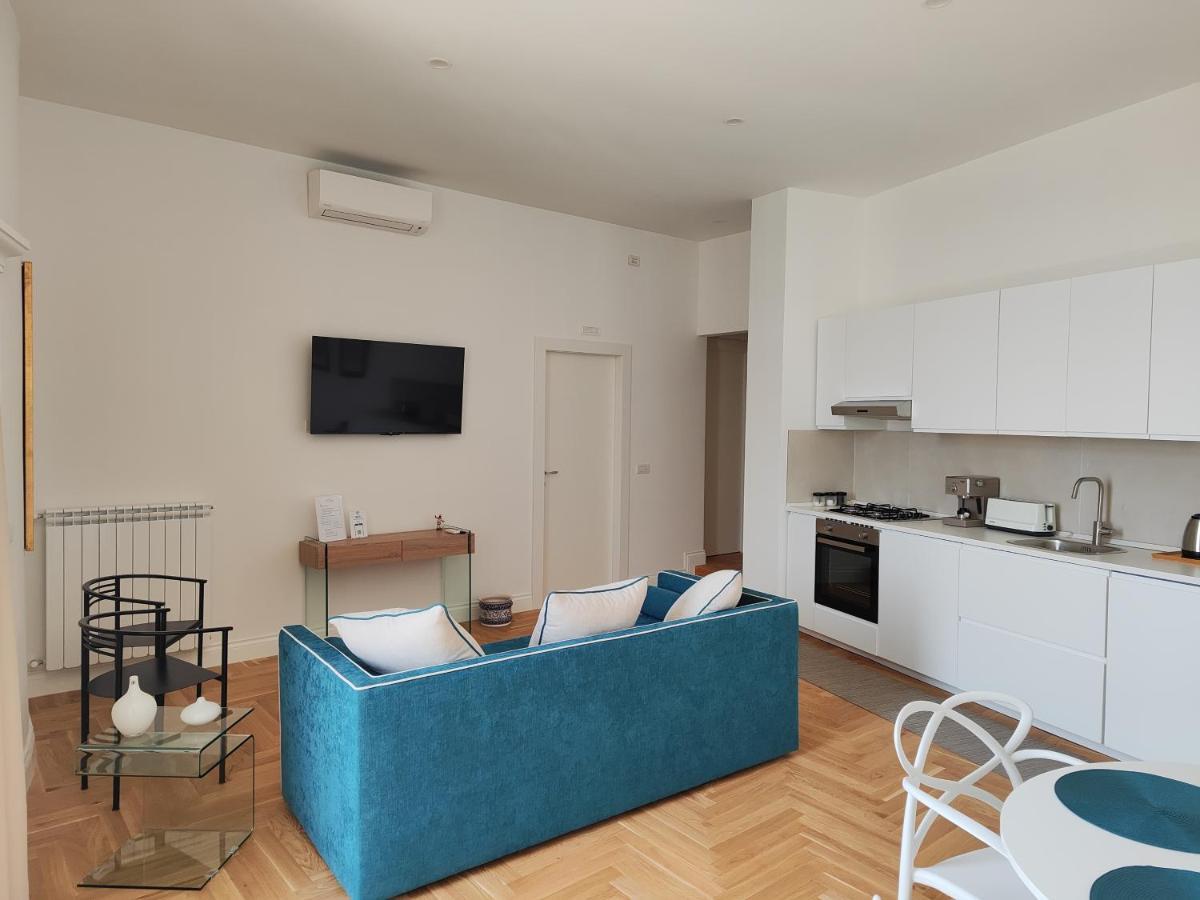 Santa Lucia Luxury Apartment Napoli Eksteriør billede