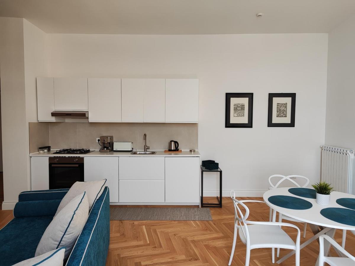 Santa Lucia Luxury Apartment Napoli Eksteriør billede