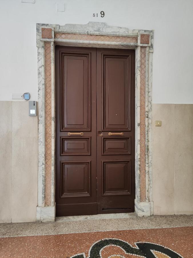Santa Lucia Luxury Apartment Napoli Eksteriør billede