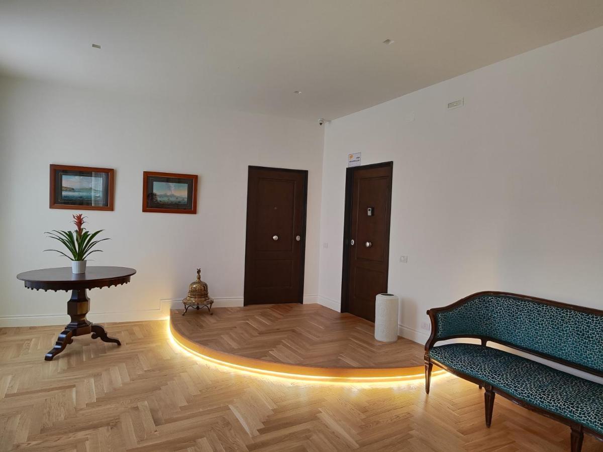 Santa Lucia Luxury Apartment Napoli Eksteriør billede